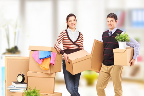 House and office moving van support in Watford