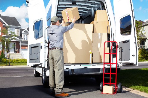 Watford local moving service for flats, homes, and offices